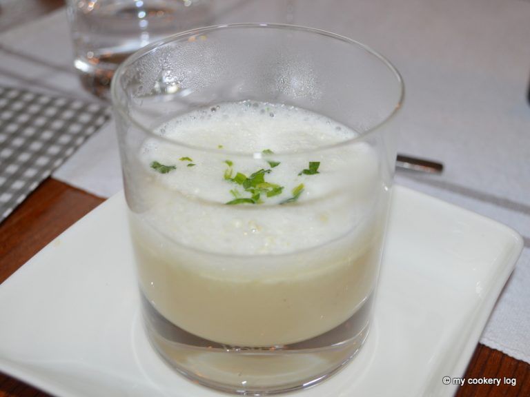 Wermut Spargel Cappuccino mit Lakritztagetes Schaum - My Cookery Log ...