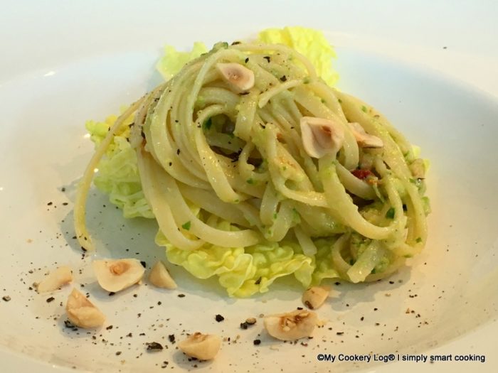 Pasta mit Maiwirsing Pesto