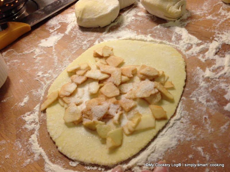 Kartoffelteig Maultaschen mit Apfelfüllung - My Cookery Log : My ...