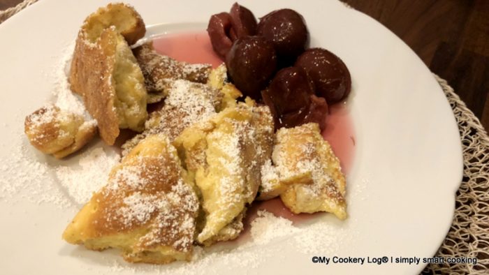 Kaiserschmarrn mit Rotweinzwetschgen